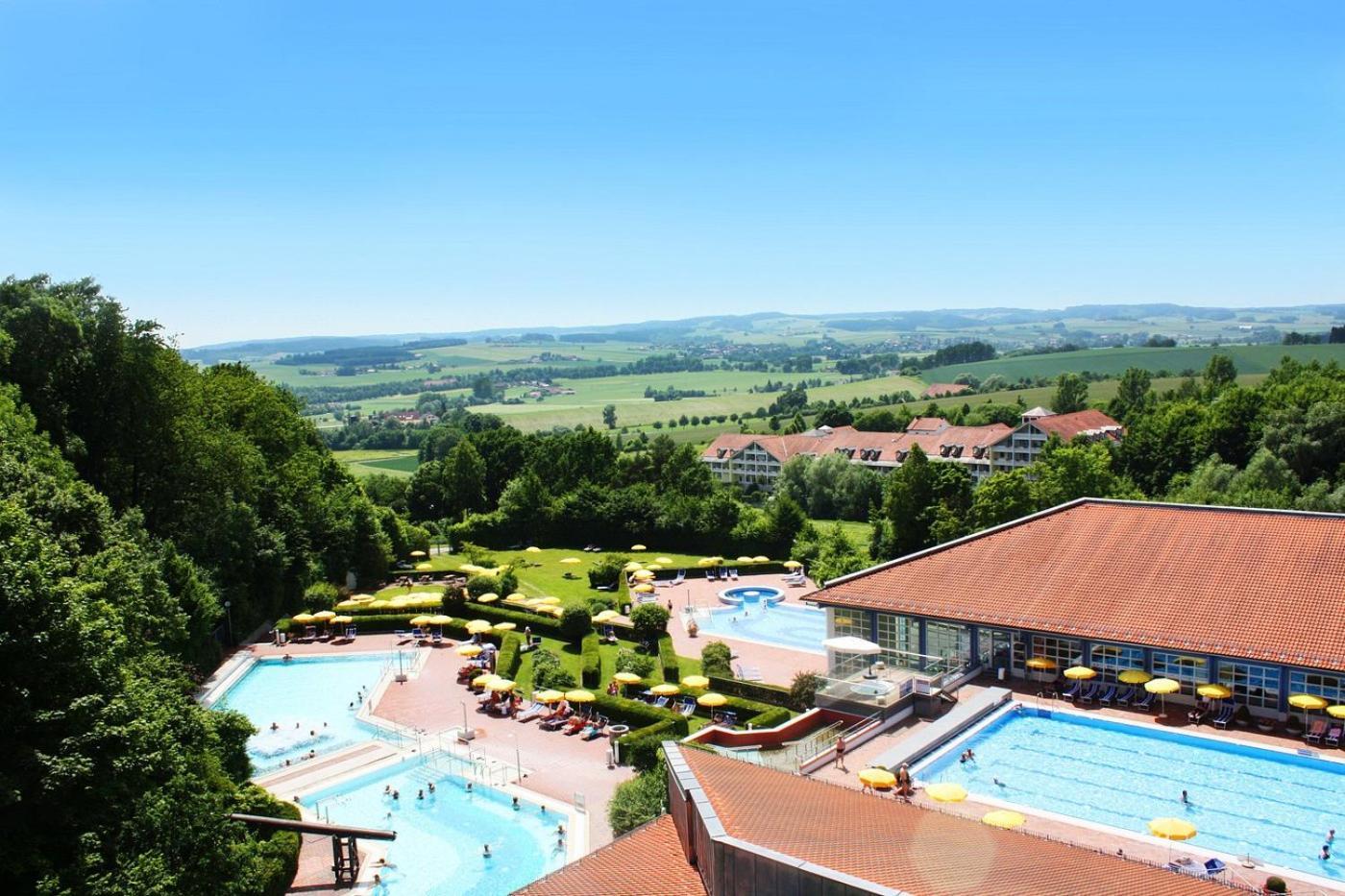 Hallelujah - Wunderschoenes Und Gepflegtes Apartment Mit Bademantelgang Zur Therme Bad Griesbach  Eksteriør bilde